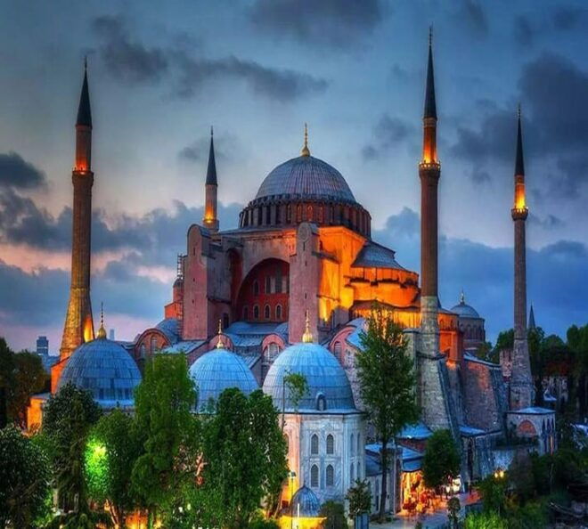 Istanbul Historic and Scenic Full Day Tour - Lunch Details