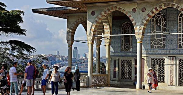 Istanbul: Historic Areas Walking Tour - Optional Stops