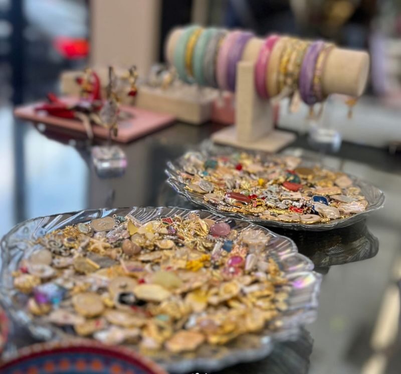 Istanbul: Jewelry Charm Design Workshop - A creative stop close to Galata Tower