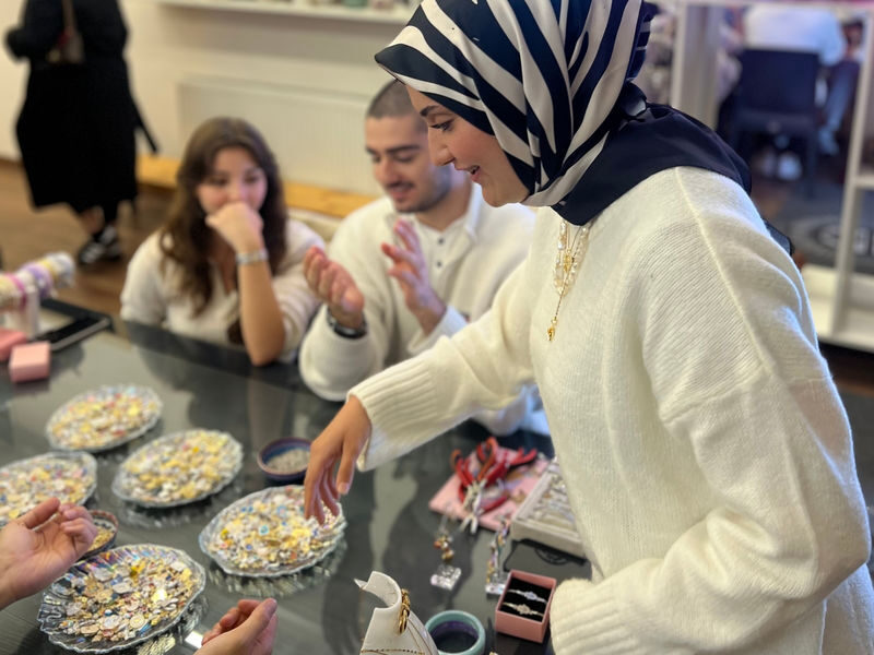 Istanbul: Jewelry Charm Design Workshop - Turkish delight, water and a relaxed pace