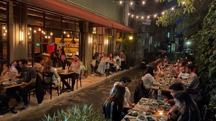Istanbul: Karakoy District Nighttime Guided Walking Tour - Itinerary Highlights