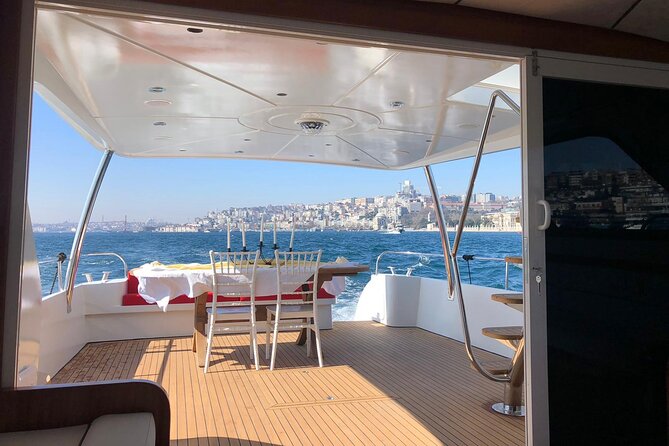 Istanbul Luxury Private Yacht Tour - 2 Hours - Tour Highlights