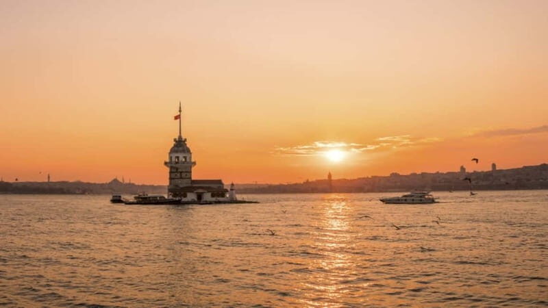 Istanbul: Luxury Yacht on Bosphorus - FAQs