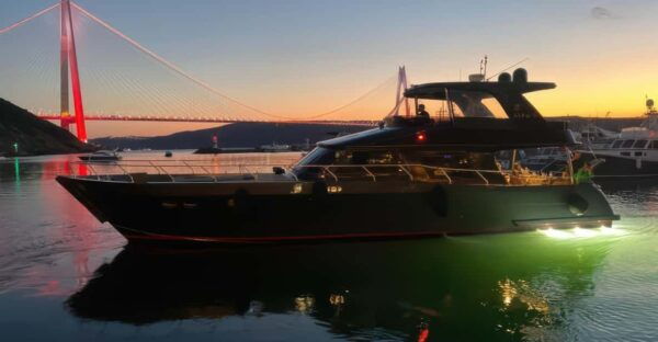 Istanbul Luxury Yacht Tour: Enjoy a Day or Sunset Cruise - Accessibility and Transportation