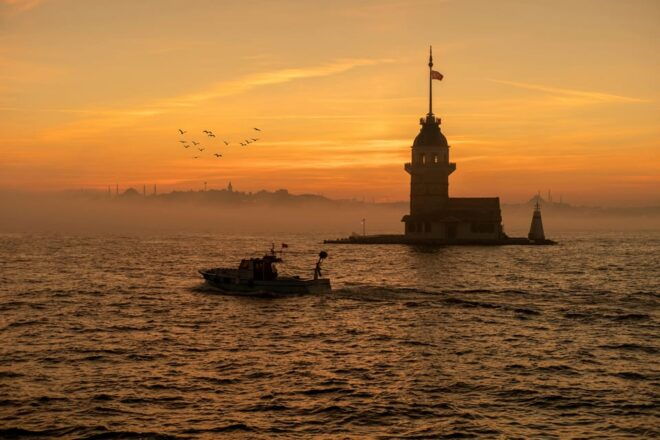 Istanbul: Maidens Tower Entry Ticket With Audio Guide - Attractions at Maidens Tower