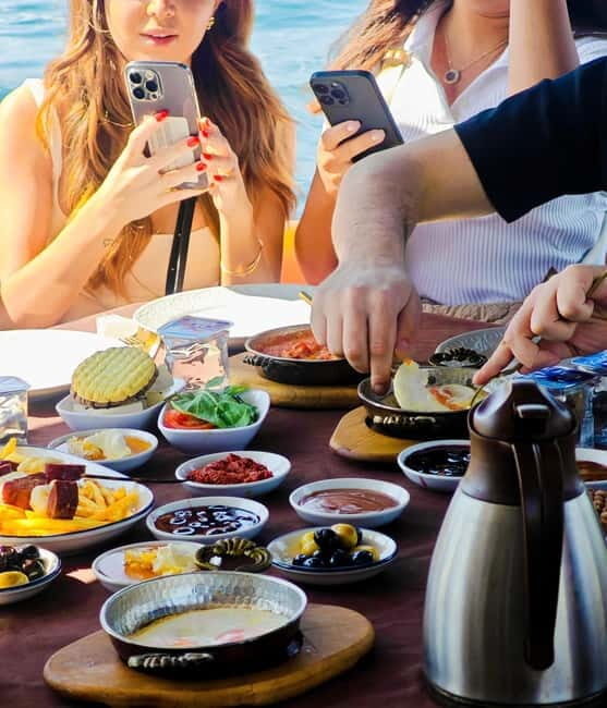 Istanbul: Morning Bosphorus Yacht Cruise w/Turkish Breakfast - Who Is This Tour Best For?