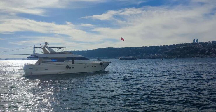 Istanbul: Morning Yacht Cruise With Asia Side Stopover - Booking Information