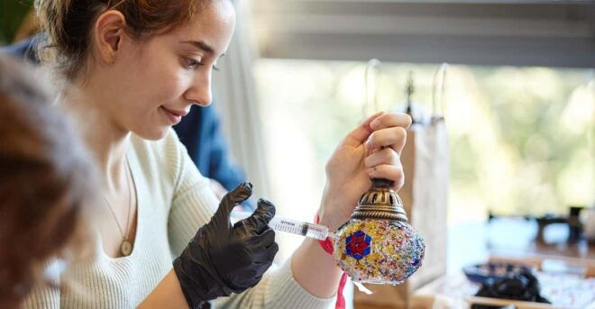 Istanbul: Mosaic Lamp Workshop With Turkish Delight and Tea - Experience Highlights