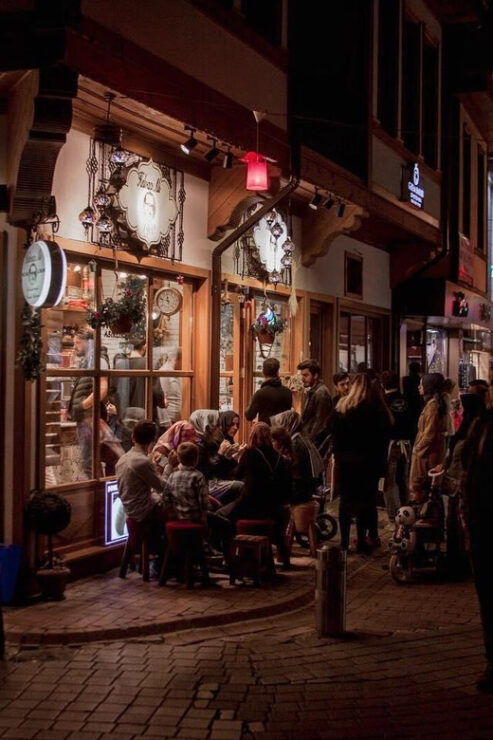 Istanbul-Night Walking Tour/Impressive Food Stops - Key Points