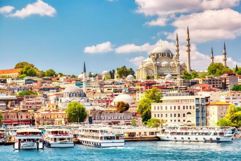 Istanbul Old City Private Walking Tour with Bosphorus Cruise - Bosphorus Cruise: Scenic Views and Cultural Insights