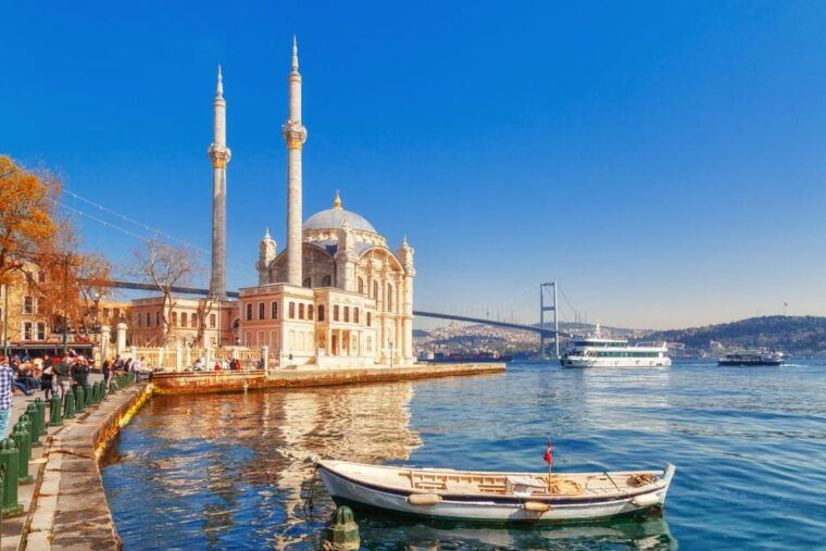 Istanbul Old City Private Walking Tour with Bosphorus Cruise - The Longer or Shorter Package: What’s the Difference?