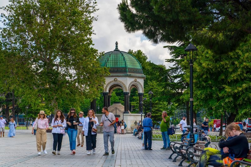 Istanbul: Old Town, Blue Mosque, Hippodrome & Hagia Sophia - Sultanahmet makes a useful first stop
