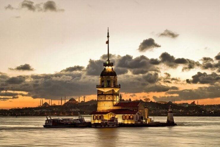 Istanbul: Old Town Highlights Tour & Bosphorus Cruise - Tour Duration and Pickup Information