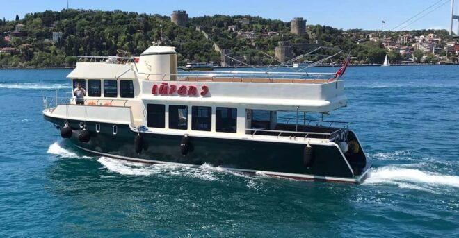 Istanbul: Private Bosphorus Boat Cruise - Pickup and Drop-off Services