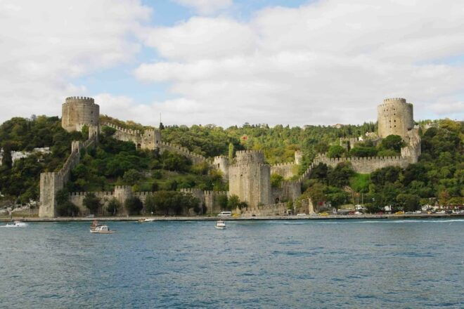 Istanbul: Private Bosphorus Cruise Guided Tour - Inclusions