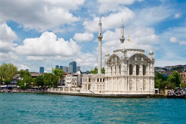 Istanbul: Private Bosphorus Strait Sightseeing Yacht Cruise - Customer Ratings and Feedback