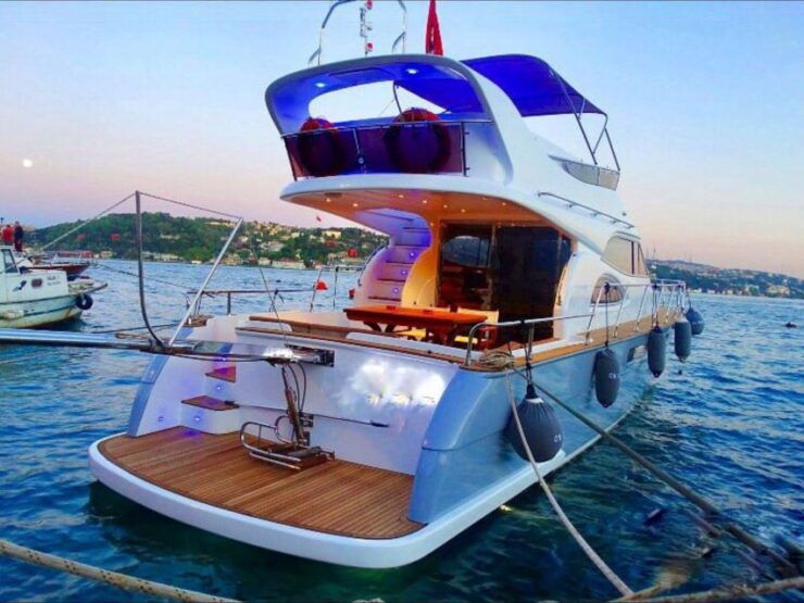 Istanbul: Private Bosphorus Tour On Luxury Yacht Eco#5 - Luxurious Yacht Experience