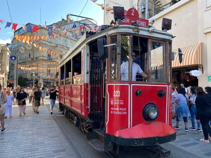 Istanbul: Private Food and City Tour with a Local Host - Exploring Istanbul Through a Foodie and Historical Lens