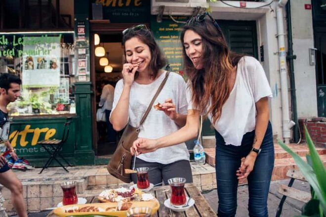 Istanbul: Private Guided Food Tour With 10 Tastings - Customer Feedback