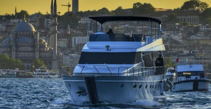 Istanbul Private Luxury Yacht on Bosphorus 24 Meter (79 Feet) - Experience Highlights