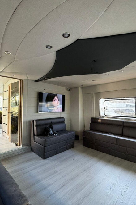 Istanbul Private Luxury Yacht on Bosphorus 24 Meter (79 Feet) - Additional Services and Customization