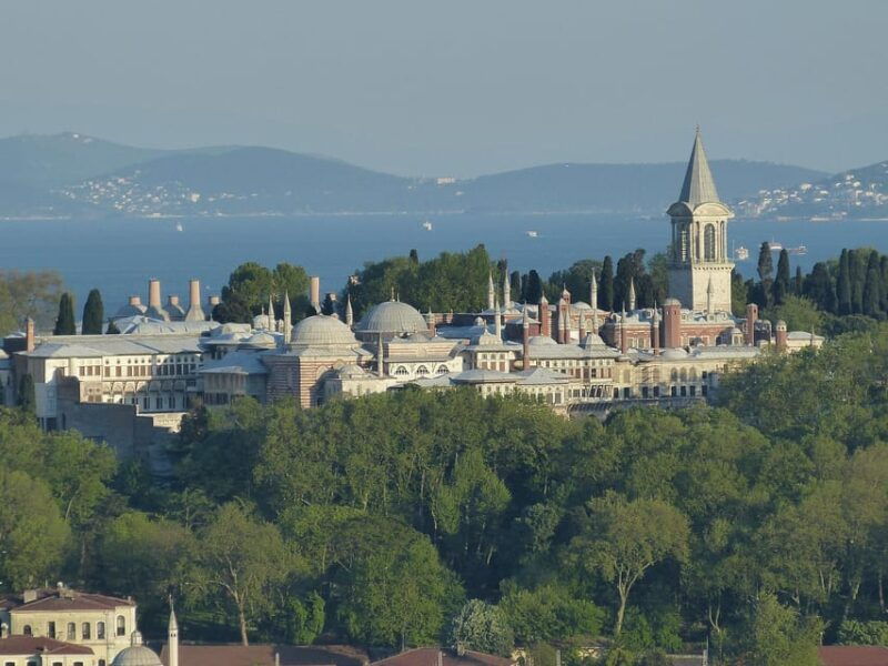Istanbul: Private Night Tour with a Local - Transportation & Flexibility