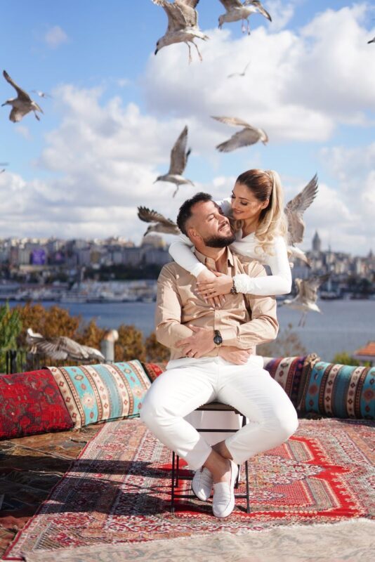 Istanbul: Private Outdoor Terrace Photo Shooting - Choosing your dress and getting camera-ready
