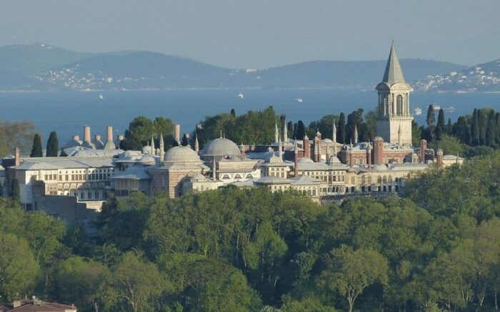 Istanbul: Private Sightseeing 2, 4 or 8 hours with a Local - Summary