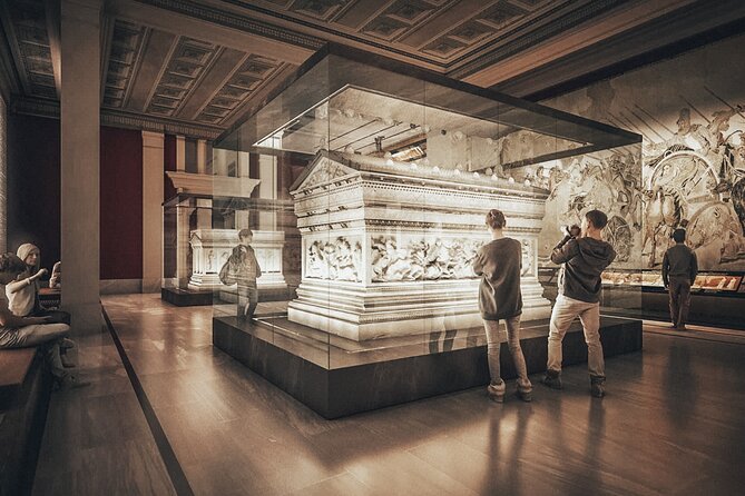 Istanbul Private Street Food Tour With Local Expert - Photo Opportunities