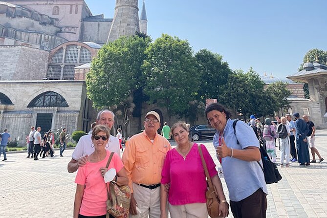Istanbul Private Tour With an Official Mexican Guide - Why Choose an Official Mexican Guide for Your Istanbul Private Tour