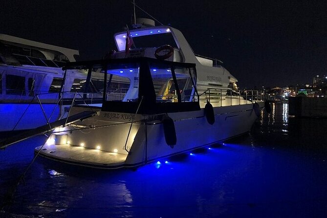 Istanbul Private Yacht Sunset Tour - 2 Hours - Inclusions and Facilities