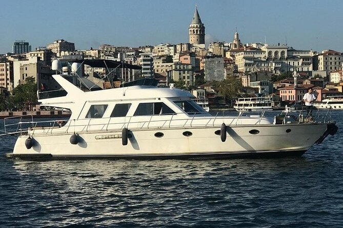 Istanbul Private Yacht Sunset Tour - 2 Hours - Meeting Point and End Point