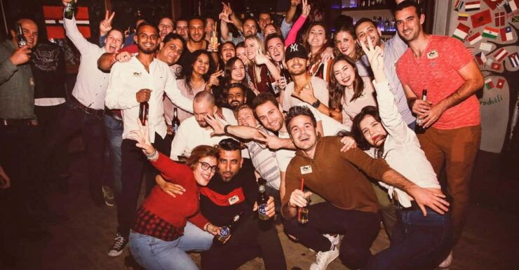 Istanbul: Pub and Rooftop Bar Crawl - Booking Your Experience
