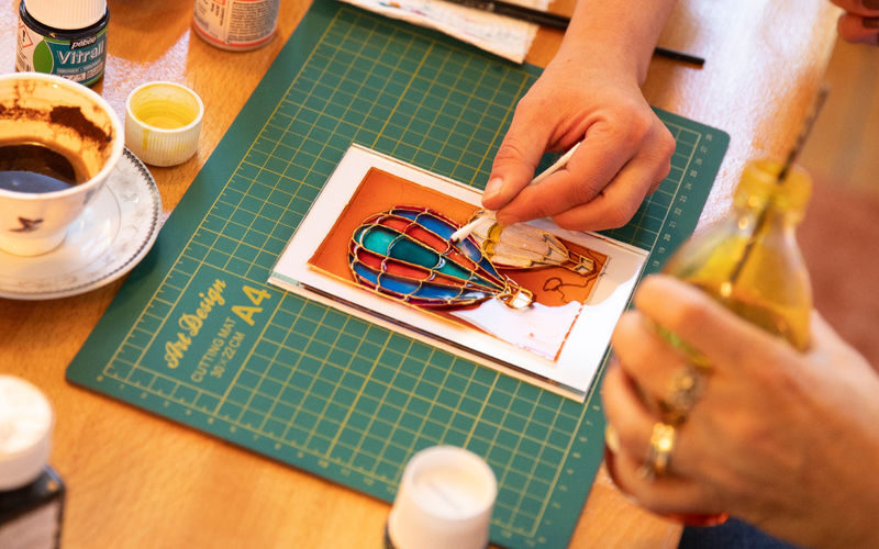 Istanbul Stained Glass Sun Catcher Painting Workshop - The finished piece and what to expect