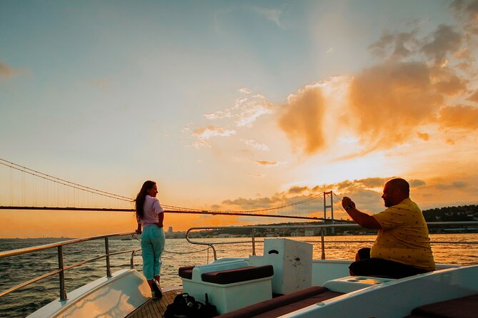 Istanbul Sunset Cruise - Luxurious Yacht Cruise With Live Guide on the Bosphorus - Highlights of the Sunset Cruise