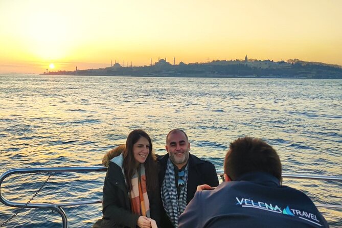 Istanbul Sunset Yacht Cruise on the Bosphorus - Marvel at Istanbuls Iconic Landmarks