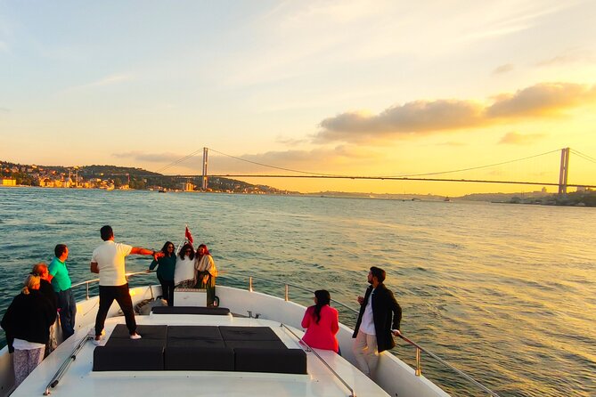 Istanbul Sunset Yacht Cruise on the Bosphorus - Indulge in Delicious Onboard Dining