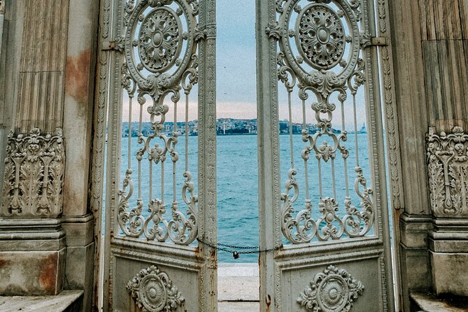 Istanbul Taksim, Istiklal, Galata Tower and Dolmabahçe Tour - Common Questions