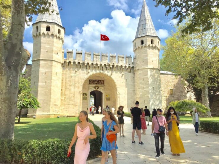 Istanbul: Topkapı Palace and Harem Guided Tour - Key Points