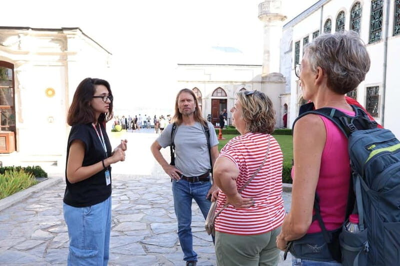 Istanbul: Topkapi Palace and Harem Museum Tour with Ticket - Frequently Asked Questions
