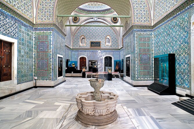 Istanbul Topkapi Palace and Rustem Pasha Mosque Afternoon Tour - Rustem Pasha Mosque