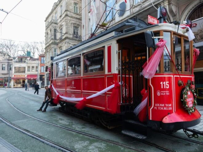 Istanbul TRANSPORTATION Pass: Between Airport, City &Islands - Princes Islands Boat Excursion