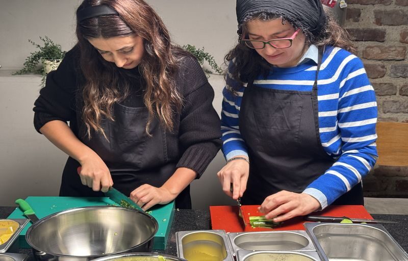 Istanbul: Turkish Cooking Class with a Professional Chef - Three hours in the afternoon