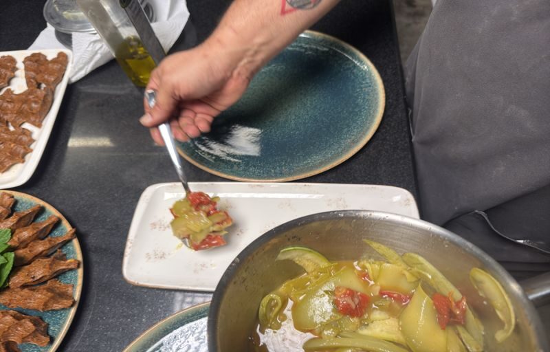 Istanbul: Turkish Cooking Class with a Professional Chef - Group size and the value of the class