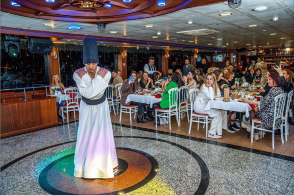 Istanbul: Turkish Night Bosphorus Cruise With Private Table - Language Support