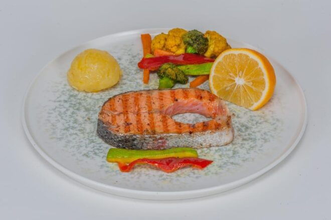 Istanbul: Turkish Night on the Bosphorus With Private Table - Entertainment and Cultural Experience