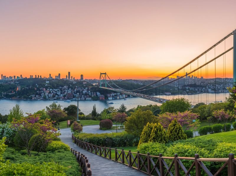 Istanbul Two Continents & Bosphorus Full-Day Tour - The Bosphorus cruise: beautiful, but not brief
