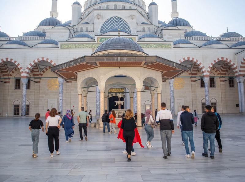 Istanbul Two Continents & Bosphorus Full-Day Tour - Should you book it?