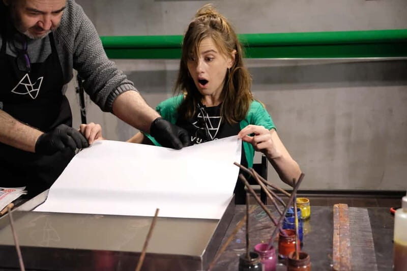 Istanbul: Water Marbling Workshop with Snacks & Drinks - Good To Know  