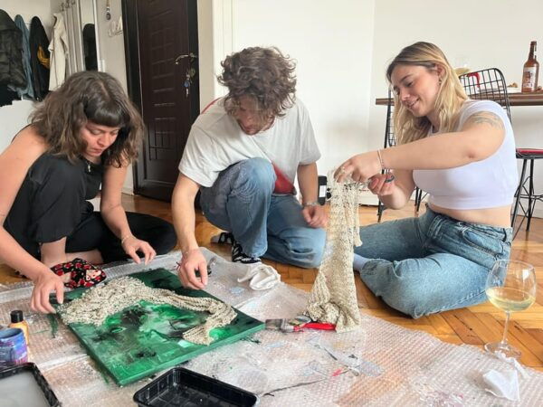 Istanbul: Wine and Paint Workshop With Turkish Fabrics - What to Expect